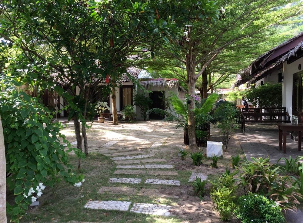 Bubu Villa Kampong Pasir Hantu Exterior foto
