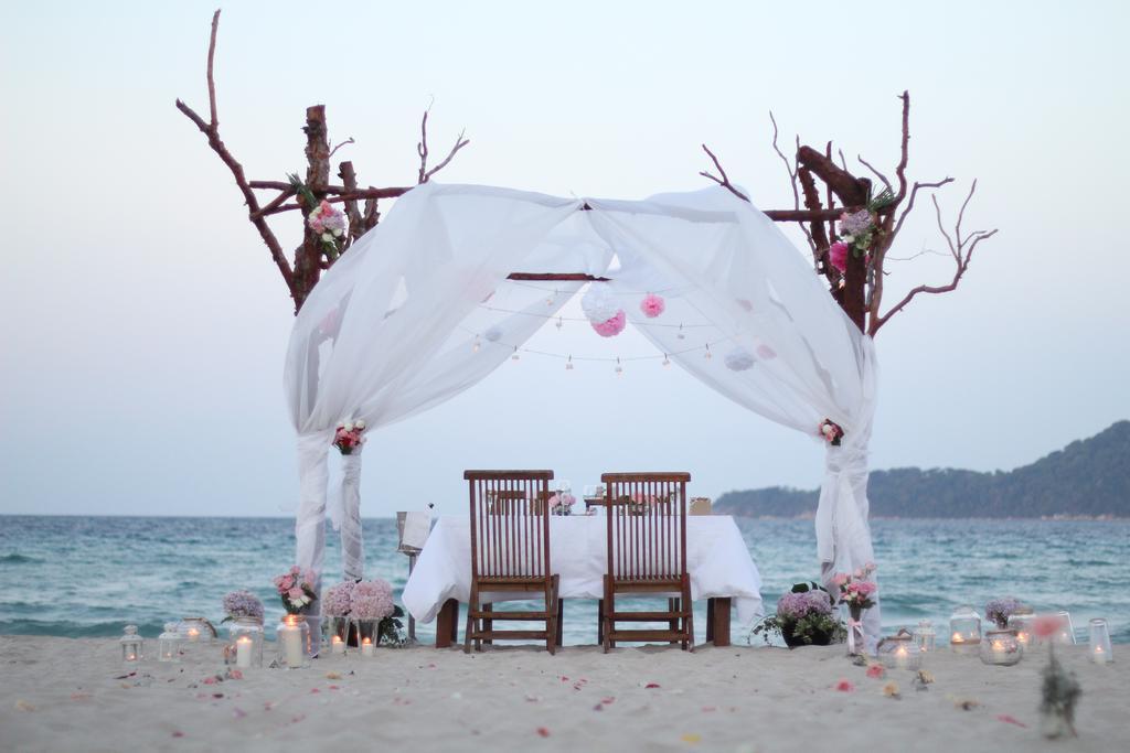 Bubu Villa Kampong Pasir Hantu Exterior foto